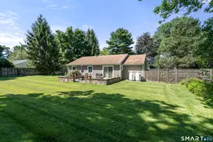 17 Winnipauk Dr, Norwalk, CT 06851 - Photo 25