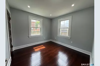 30 Hadley Street, Bridgeport, CT 06610 - Photo 13