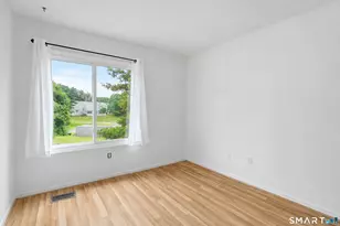 183 Thompson St, East Haven, CT 06513 - Photo 13