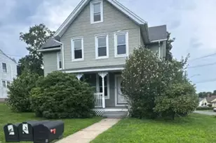 27 Lewis St, Naugatuck, CT 06770 - Photo 1