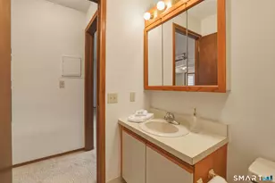 7 Little Oak Ln, Rocky Hill, CT 06067 - Photo 13