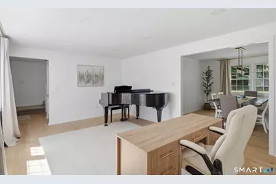 61 Broadleaf Circle, Windsor, CT 06095 - Photo 13