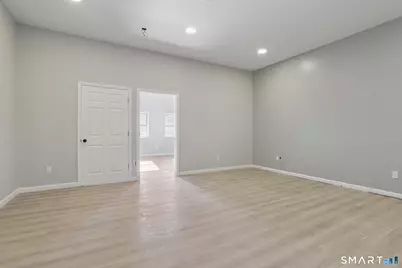 215 Bank Street #3, New London, CT 06320 - Photo 11