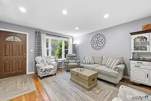 45 Annette Pl, Middletown, CT 06457 - Photo 5