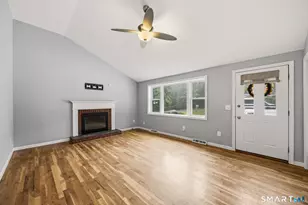 11 Top View Dr, Simsbury, CT 06089 - Photo 5