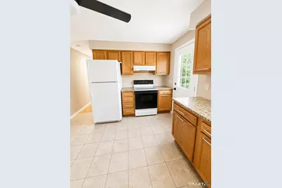 244 Peat Meadow Road, New Haven, CT 06513 - Photo 9