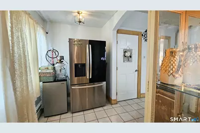 24 White Avenue, West Hartford, CT 06119 - Photo 13