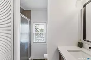 8 Paris St, Milford, CT 06460 - Photo 11