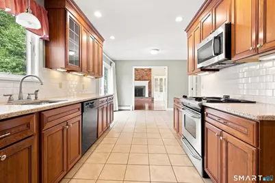 16 Sunrise Avenue, Trumbull, CT 06611 - Photo 3