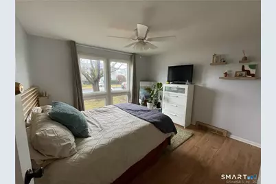 49 Carriage Path South #49, Milford, CT 06460 - Photo 5