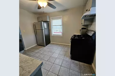 432 Pearl Harbor Street #432, Bridgeport, CT 06610 - Photo 9