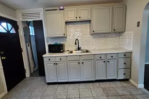 432 Pearl Harbor St, Bridgeport, CT 06610 - Photo 7