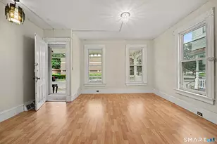 135 Sherwood Ave, Bridgeport, CT 06605 - Photo 9