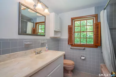 34 School Street, East Granby, CT 06026 - Photo 21