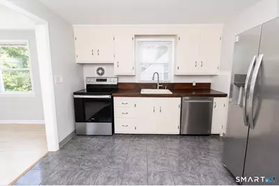 7 Peter Street, Norwalk, CT 06851 - Photo 9