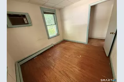 54 Fremont Street, New London, CT 06320 - Photo 5