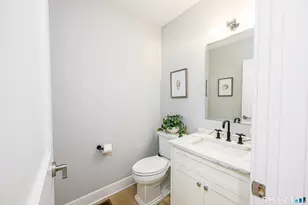25 Beaumont St, Fairfield, CT 06824 - Photo 15