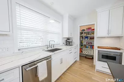 25 Beaumont Street #25, Fairfield, CT 06824 - Photo 5