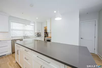 25 Beaumont Street #25, Fairfield, CT 06824 - Photo 3