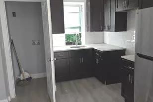 116 Locust St, Waterbury, CT 06704 - Photo 7