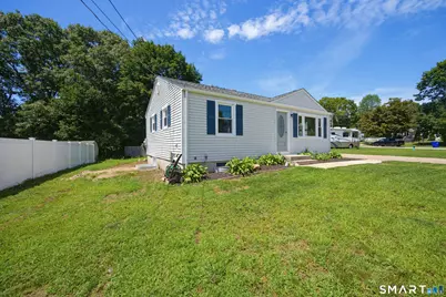8 Cedar Drive, North Stonington, CT 06359 - Photo 5