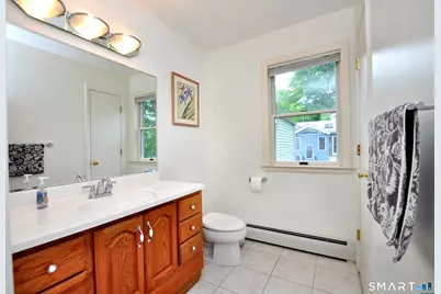 44 Miamis Road, West Hartford, CT 06117 - Photo 29
