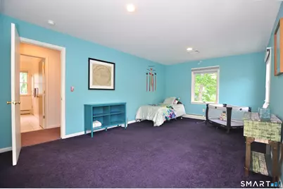 44 Miamis Road, West Hartford, CT 06117 - Photo 21