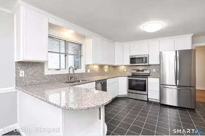 44 Miamis Road, West Hartford, CT 06117 - Photo 11
