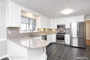 44 Miamis Rd, West Hartford, CT 06117 - Photo 11