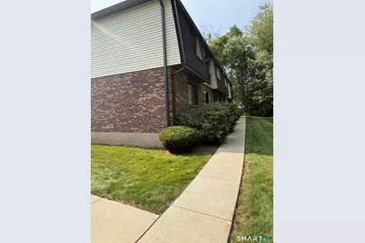 140 Thompson Street #1E, East Haven, CT 06513 - Photo 3
