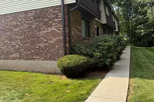 140 Thompson St, East Haven, CT 06513 - Photo 3