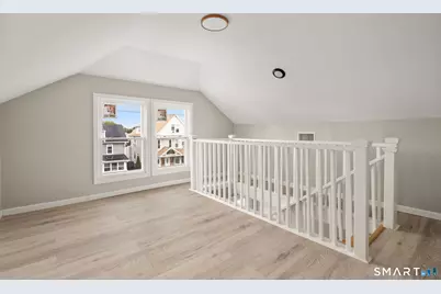94 Thomas Street, West Haven, CT 06516 - Photo 15