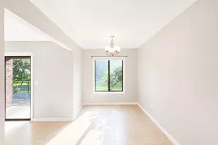 10 Woodsedge Dr, Newington, CT 06111 - Photo 15