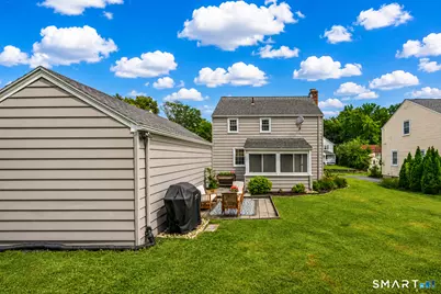 33 Edgemere Avenue, West Hartford, CT 06110 - Photo 29