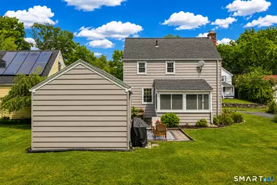 33 Edgemere Avenue, West Hartford, CT 06110 - Photo 23