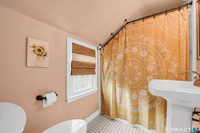 33 Edgemere Avenue, West Hartford, CT 06110 - Photo 11