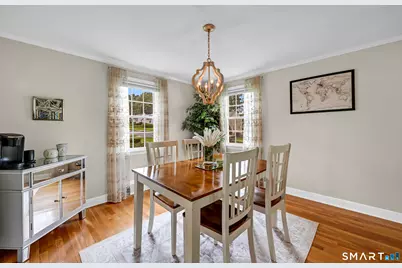 33 Edgemere Avenue, West Hartford, CT 06110 - Photo 9