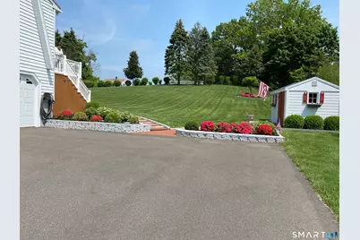 15 Flintlock Road, North Haven, CT 06473 - Photo 25