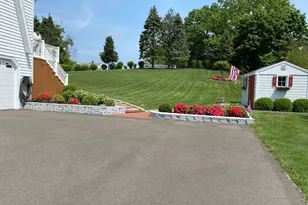 15 Flintlock Rd, North Haven, CT 06473 - Photo 25