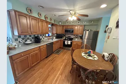 15 Flintlock Road, North Haven, CT 06473 - Photo 5