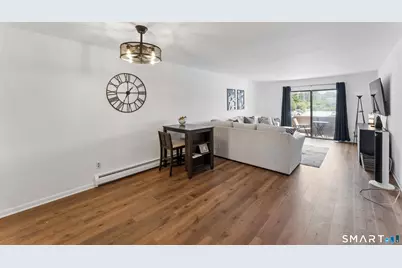 40 California Street #A17, Stratford, CT 06615 - Photo 5