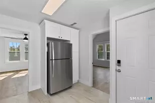 19 Willard St St, New Haven, CT 06515 - Photo 3
