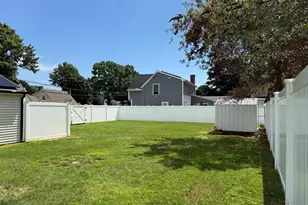 84 Dalton Rd, Milford, CT 06460 - Photo 19