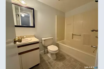 105 Tremont Avenue #C, Bridgeport, CT 06606 - Photo 13