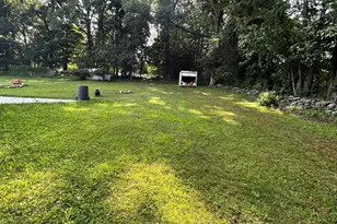 128 Rockwell Rd, Bethel, CT 06801 - Photo 11