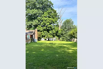 128 Rockwell Road, Bethel, CT 06801 - Photo 5