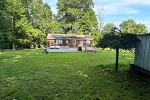 128 Rockwell Rd, Bethel, CT 06801 - Photo 7