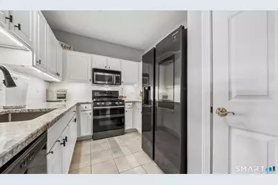 105 Richards Avenue #2502, Norwalk, CT 06854 - Photo 9
