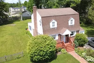 54 Harding Ave, Newington, CT 06111 - Photo 1