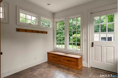 33 Sycamore Road, West Hartford, CT 06117 - Photo 19